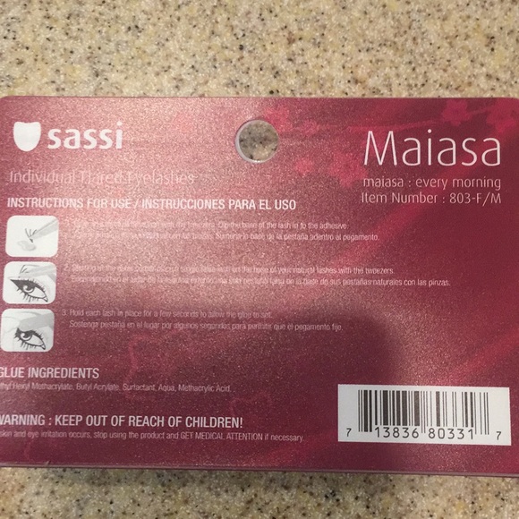 Lashes - Picture 5 of 5